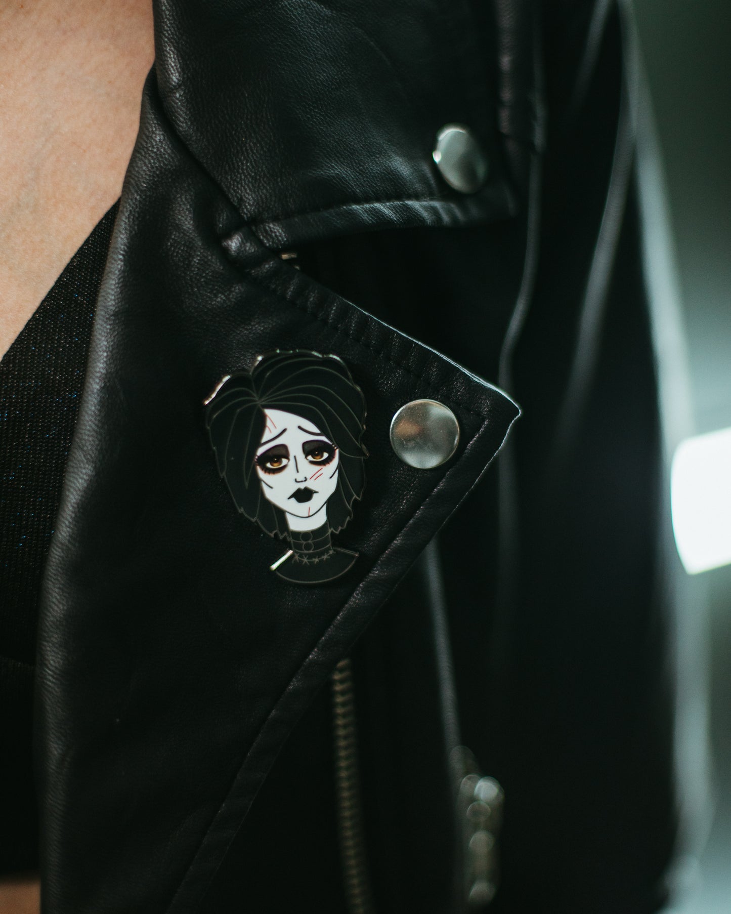 Edie Scissorhands Pin